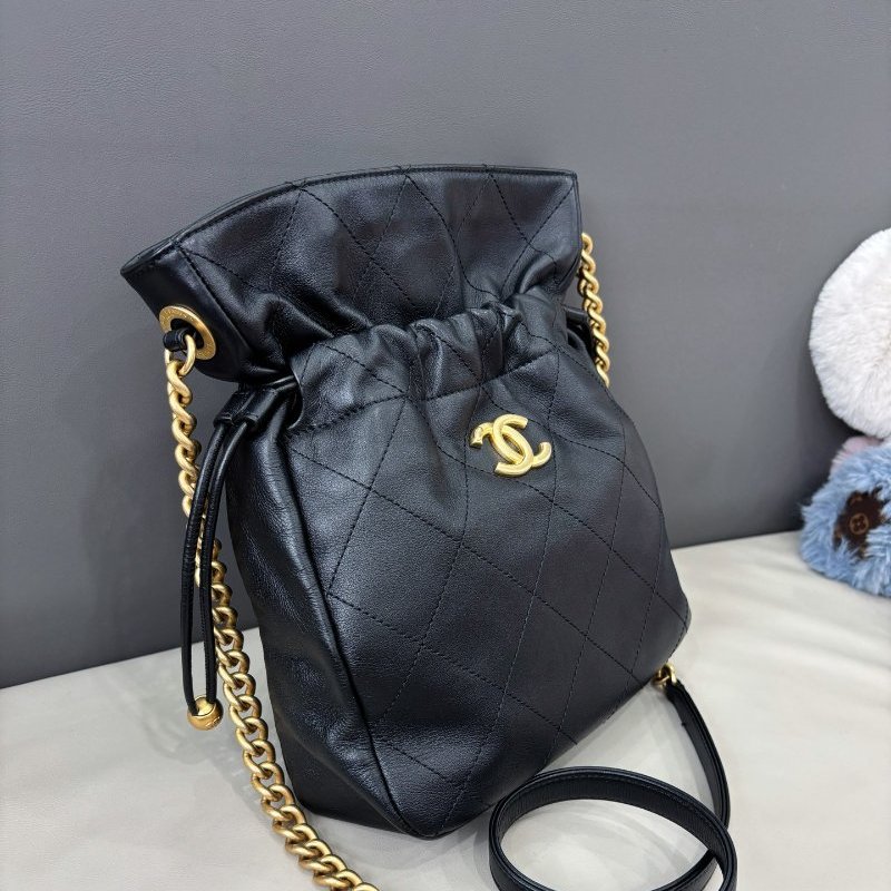 近新品 香奈兒/Chanel 黑金牛皮福袋斜背包-3