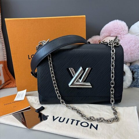 路易威登/Louis Vuitton 黑色水波紋Twist中號鏈條肩背包