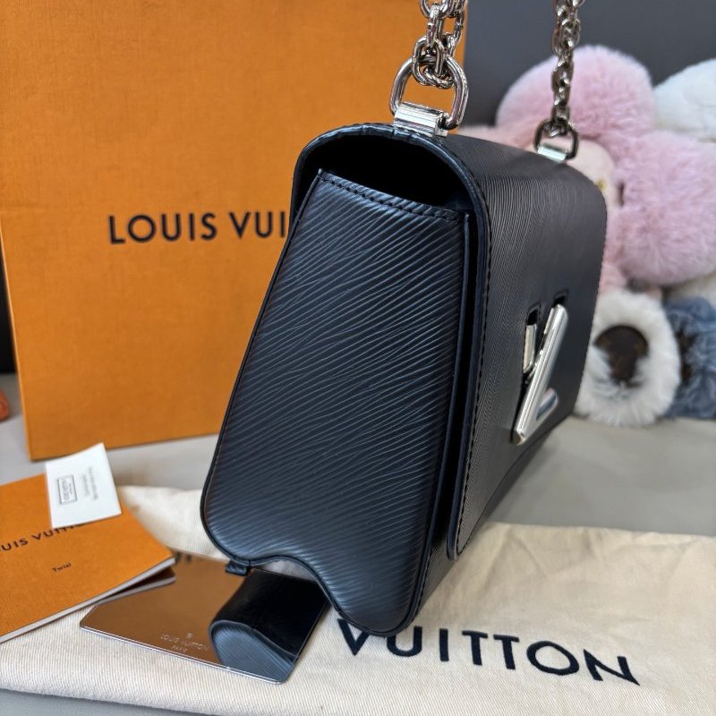 路易威登/Louis Vuitton 黑色水波紋Twist中號鏈條肩背包-2