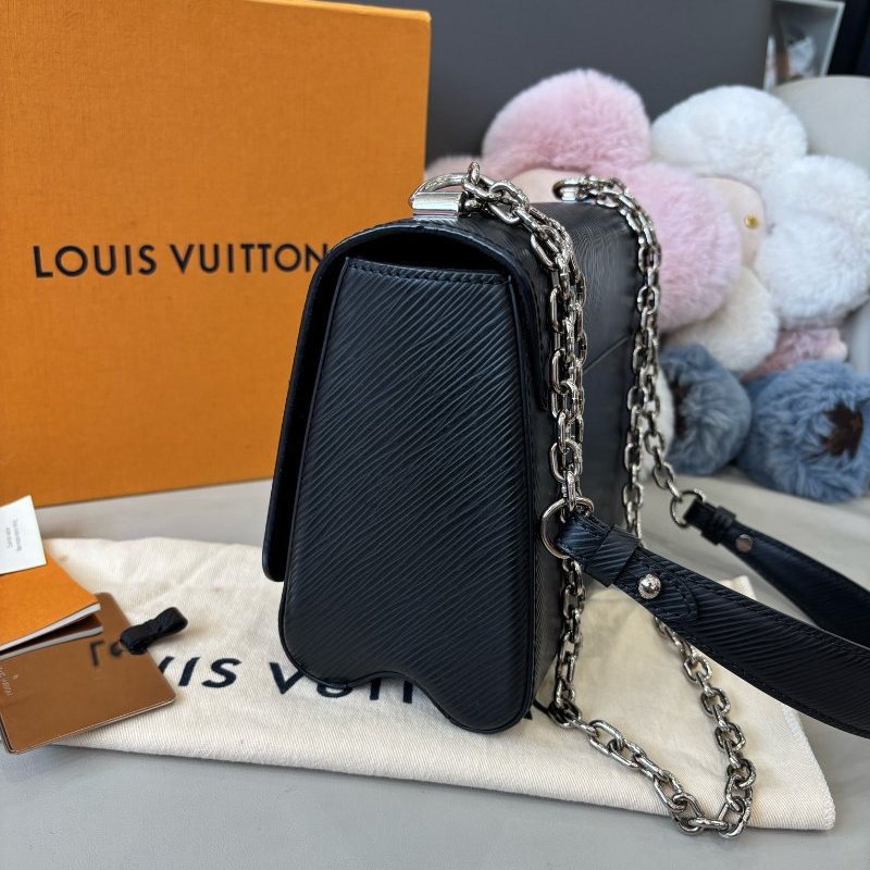 路易威登/Louis Vuitton 黑色水波紋Twist中號鏈條肩背包-3