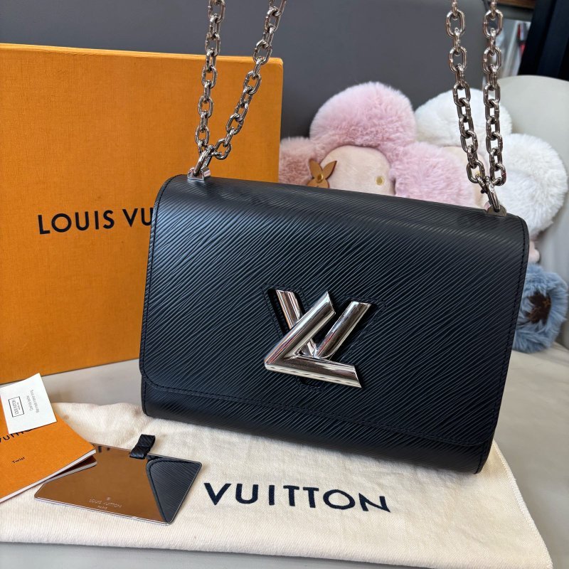 路易威登/Louis Vuitton 黑色水波紋Twist中號鏈條肩背包-6