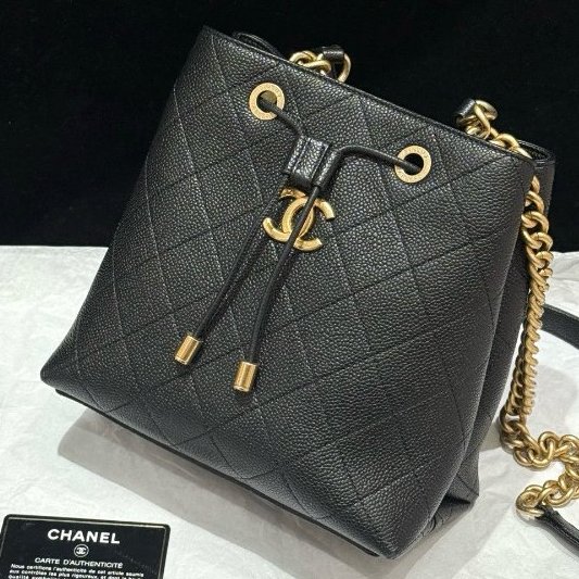 香奈兒/Chanel 希臘繫列黑金抽繩水桶包 經典菱格紋設計-6