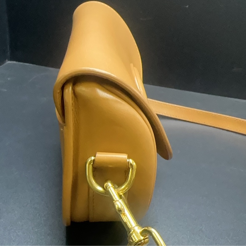 迪奧/Dior焦糖色bobby腋下包 尺寸21*12 編碼ov315-2