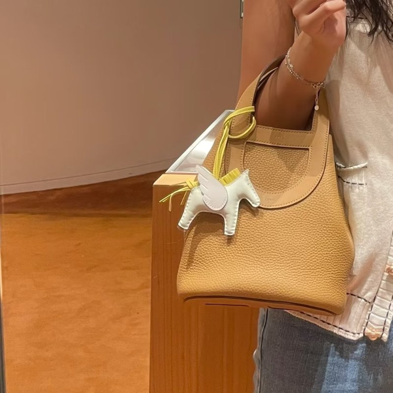 HERMES In the loop 18 - 餅乾金 B-1