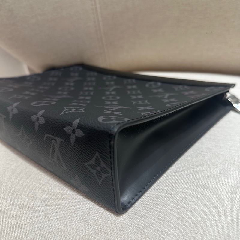 LV 黑色老花手包-6