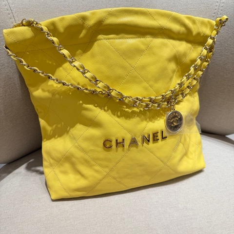 Chanel黃色22 bag small