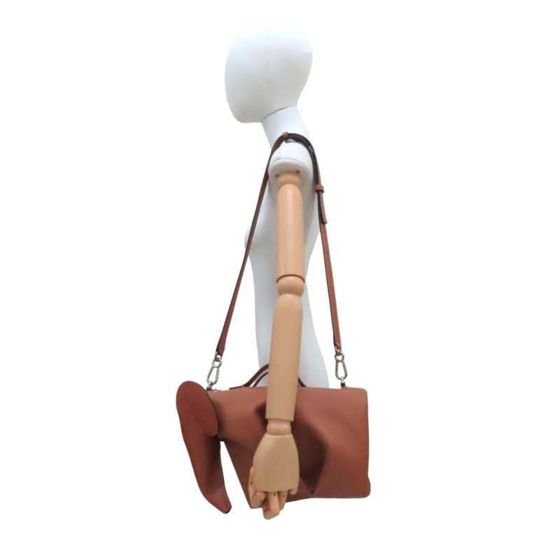 棕色 牛皮 大象造型 肩背包【LOEWE 羅威】 B623A18X01-6
