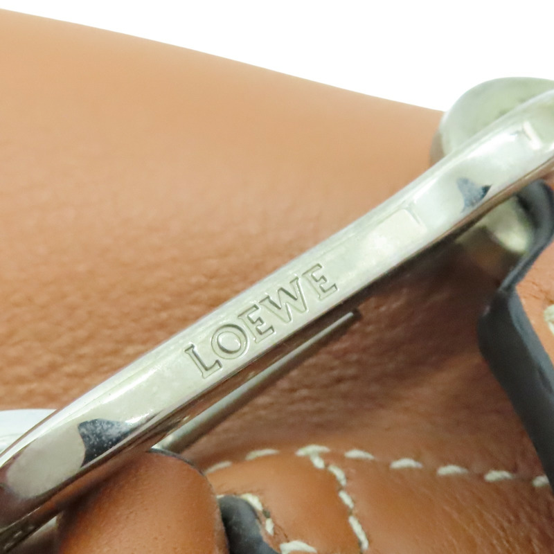 棕色 牛皮 大象造型 肩背包【LOEWE 羅威】 B623A18X01-10