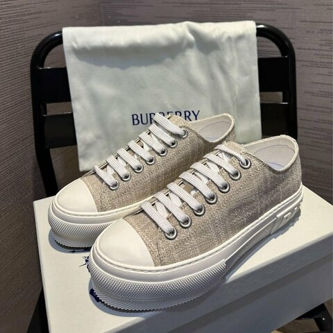 💎Han's house精品服飾💎burberry 格紋 立體字 帆布鞋 義大利製 現貨 37 ～39
