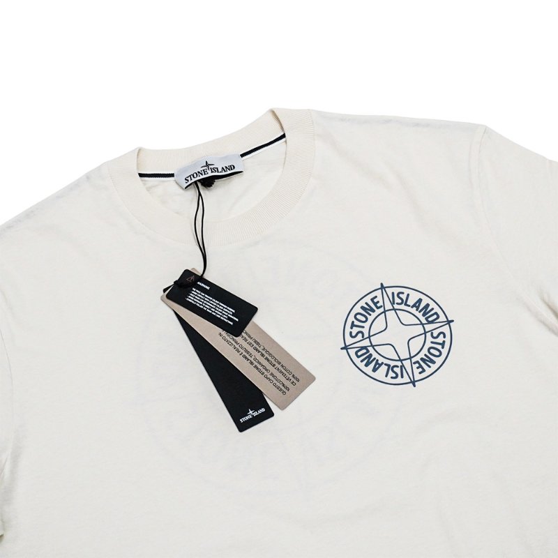 Stone Island 十字品牌藍logo男生短袖上衣(象牙白)-4