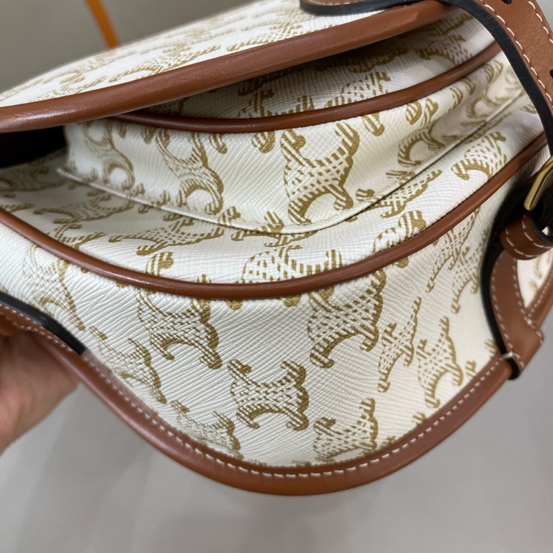Celine賽琳老花馬鞍包，白花拼棕邊 尺寸18x17x6.5-15