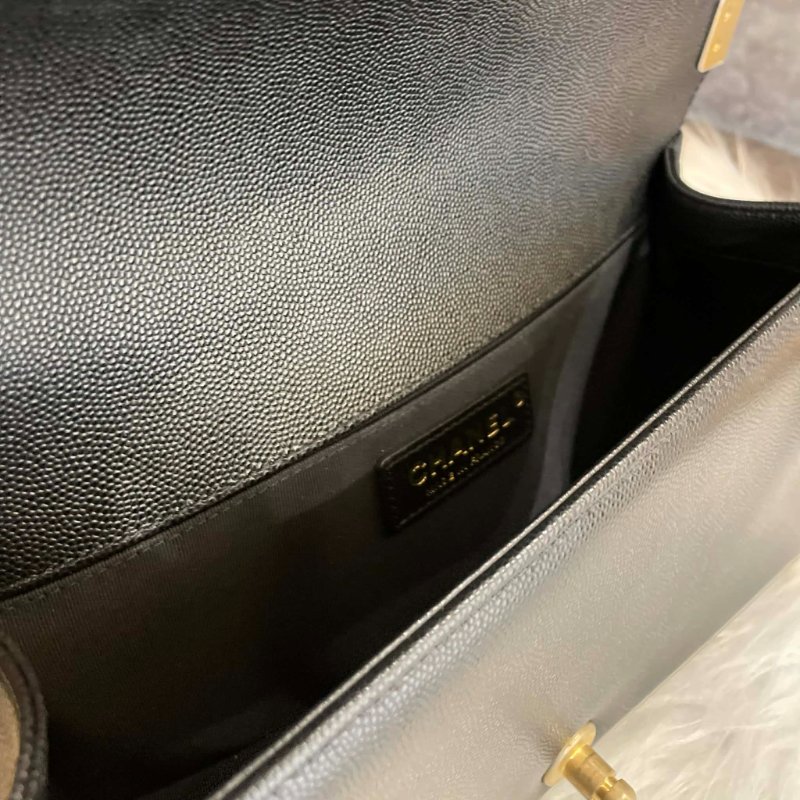 CHANEL 牛皮金釦 BOY25鏈包 黑色-5