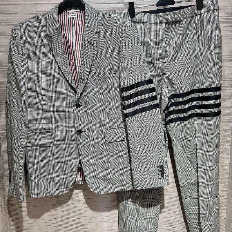 💎Han's house精品服飾💎Thom Browne TB 4槓 威爾斯親王 西裝外套 套裝 日本製 現貨1,3號 原價116300-0