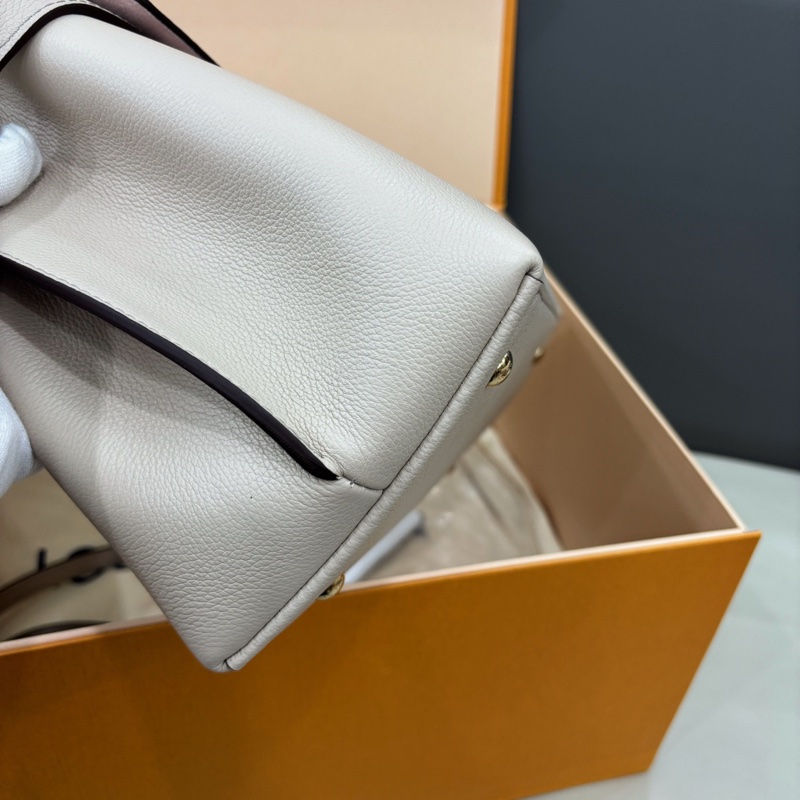 【全新品】Louis Vuitton 路易威登 LV 奶茶色lockme ever中號芯片款 五金膜都在-5