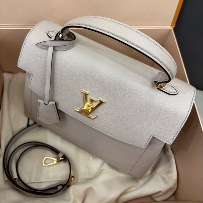 【全新品】Louis Vuitton 路易威登 LV 奶茶色lockme ever中號芯片款 五金膜都在-6