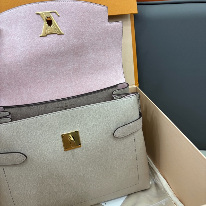 【全新品】Louis Vuitton 路易威登 LV 奶茶色lockme ever中號芯片款 五金膜都在-7