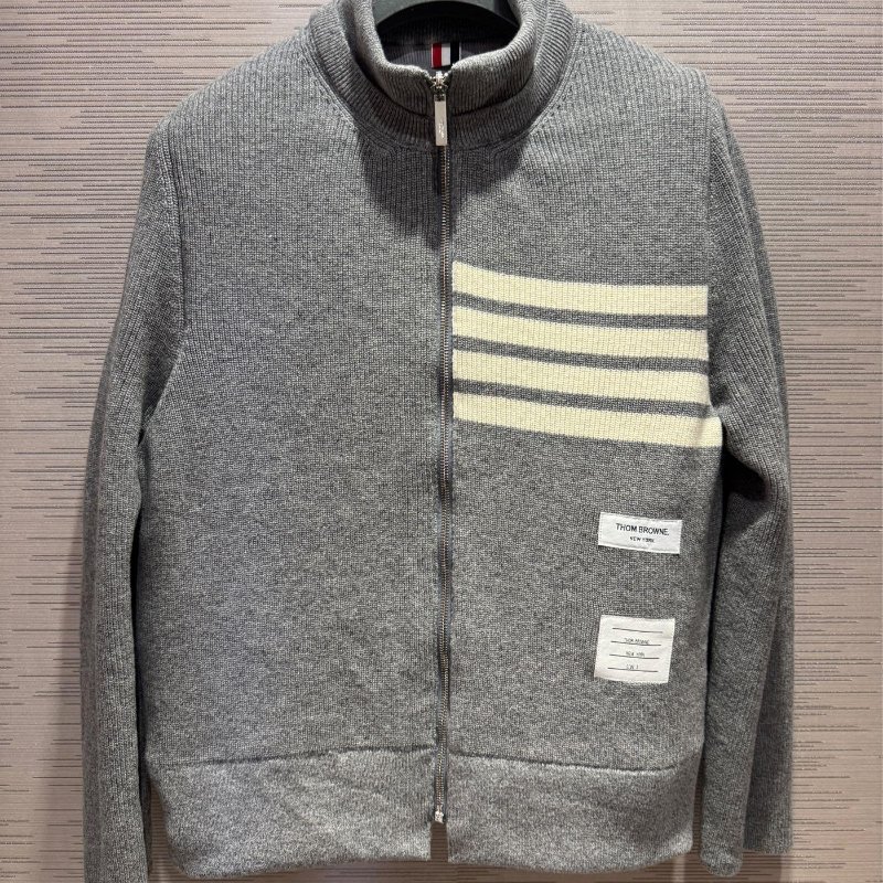💎Han's house精品服飾💎THom Browne TB 羽絨 拼接 針織 美利奴羊毛外套 雙面穿現貨 3號原價88900-3