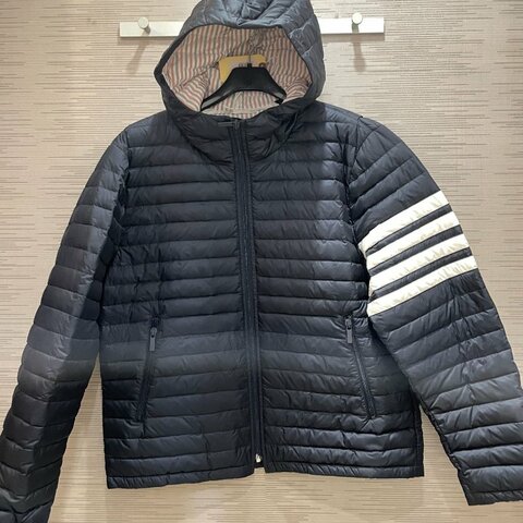 💎Han's house精品服飾💎 THom Browne TB羽絨 連帽 外套 深藍 現貨2 3號原價60000