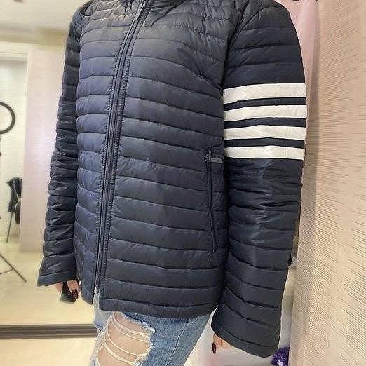 💎Han's house精品服飾💎 THom Browne TB羽絨 連帽 外套 深藍 現貨2 3號原價60000-3