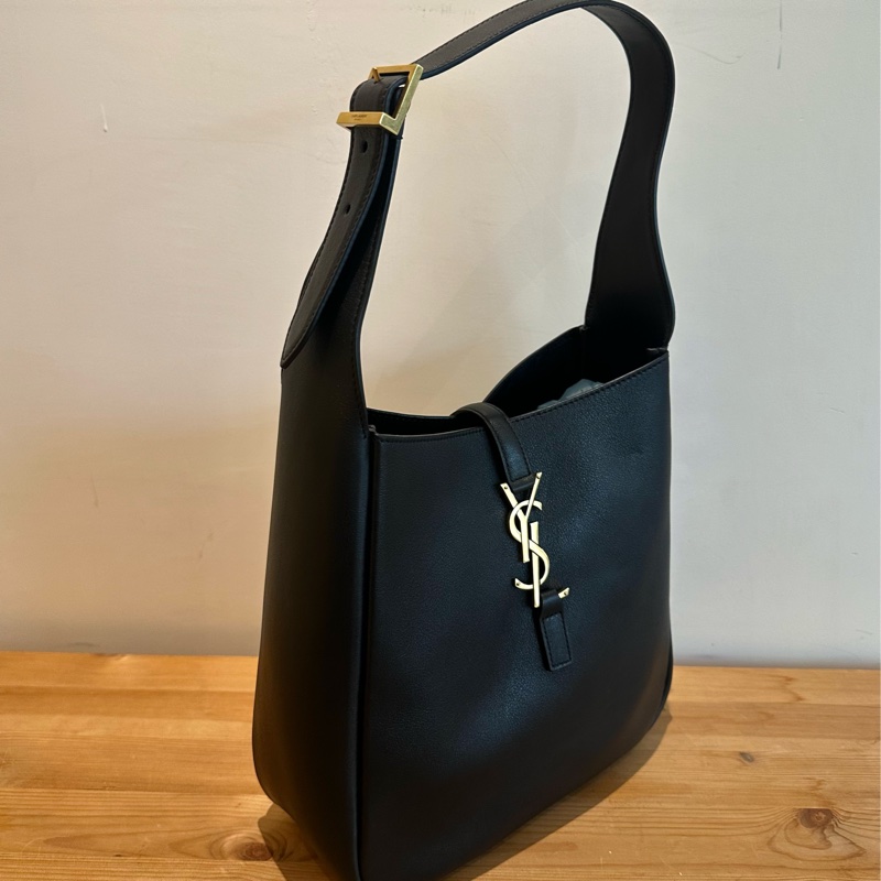 【全新】 YSL SAINT LAURENT Le5A7 小牛皮 單肩手提包小號  small黑色-1
