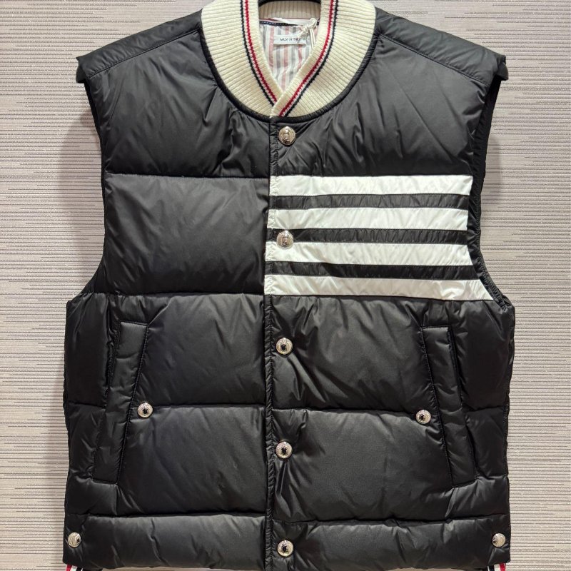 💎Han's house精品服飾💎THom Browne TB羽絨 背心 現貨 0原價56000-2