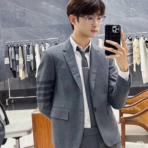 💎Han's house精品服飾💎Thom Browne TB 四槓 西裝 外套 現貨3 原價74500