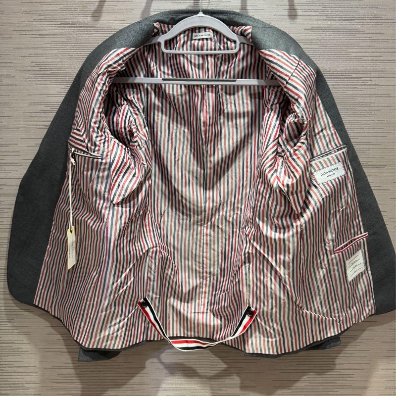 💎Han's house精品服飾💎Thom Browne TB 四槓 西裝 外套 現貨3 原價74500-4