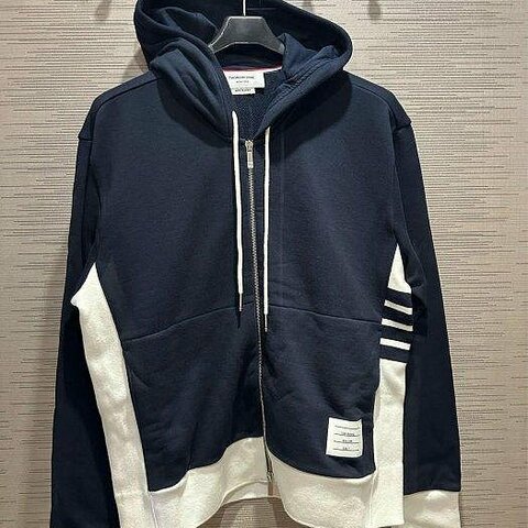 💎Han's house精品服飾💎THOM BROWNE TB 四槓 連帽 外套 日本製  原價36700