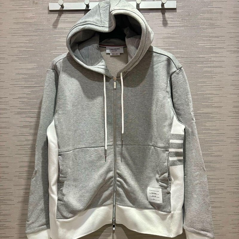 💎Han's house精品服飾💎Thom Browne TB  連帽外套 日本製 原價36700-1
