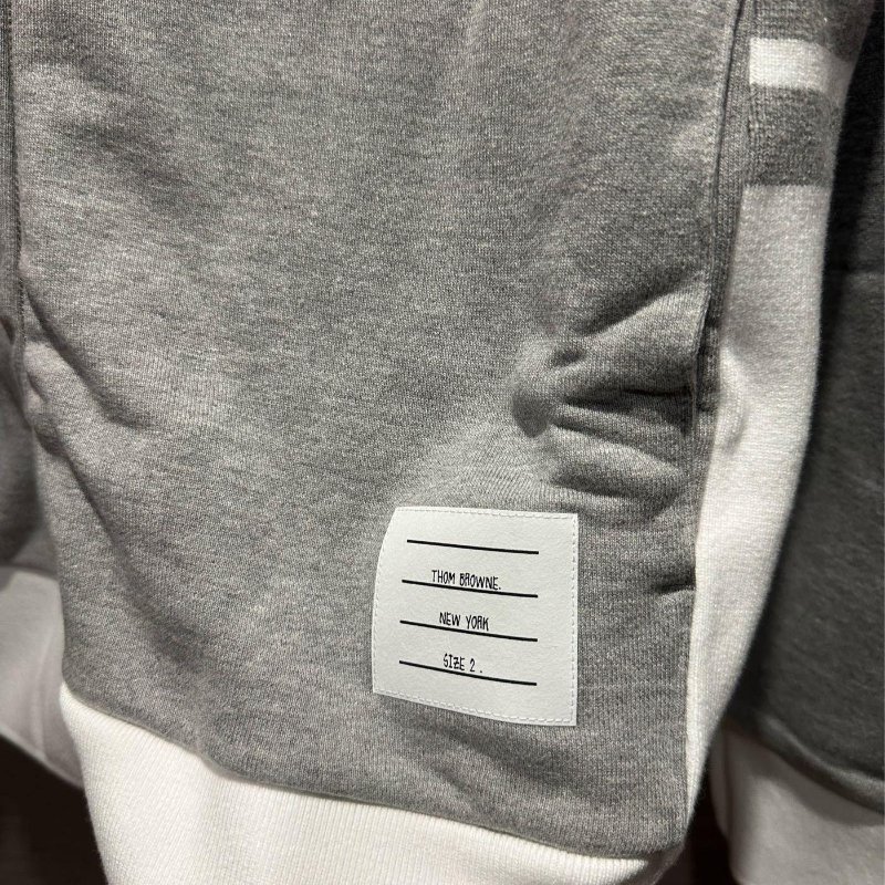💎Han's house精品服飾💎Thom Browne TB  連帽外套 日本製 原價36700-4