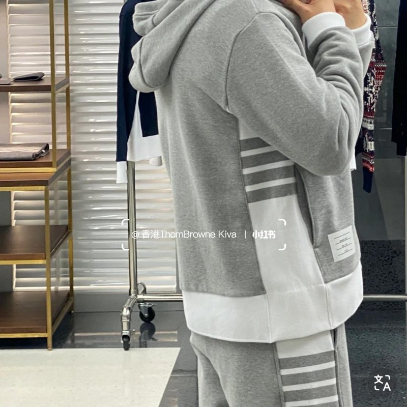 💎Han's house精品服飾💎Thom Browne TB  連帽外套 日本製 原價36700-7