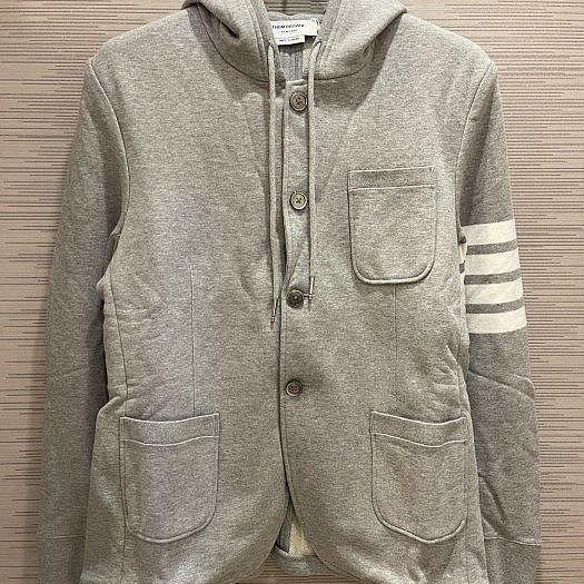 💎Han's house精品服飾💎Thom Browne TB 西裝 連帽 外套 日本製 現貨4原價50700-1