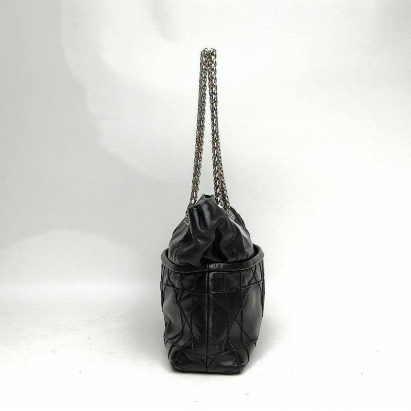 DIOR 黑色羊皮銀扣2011藤格紋鏈條tote肩背包-1