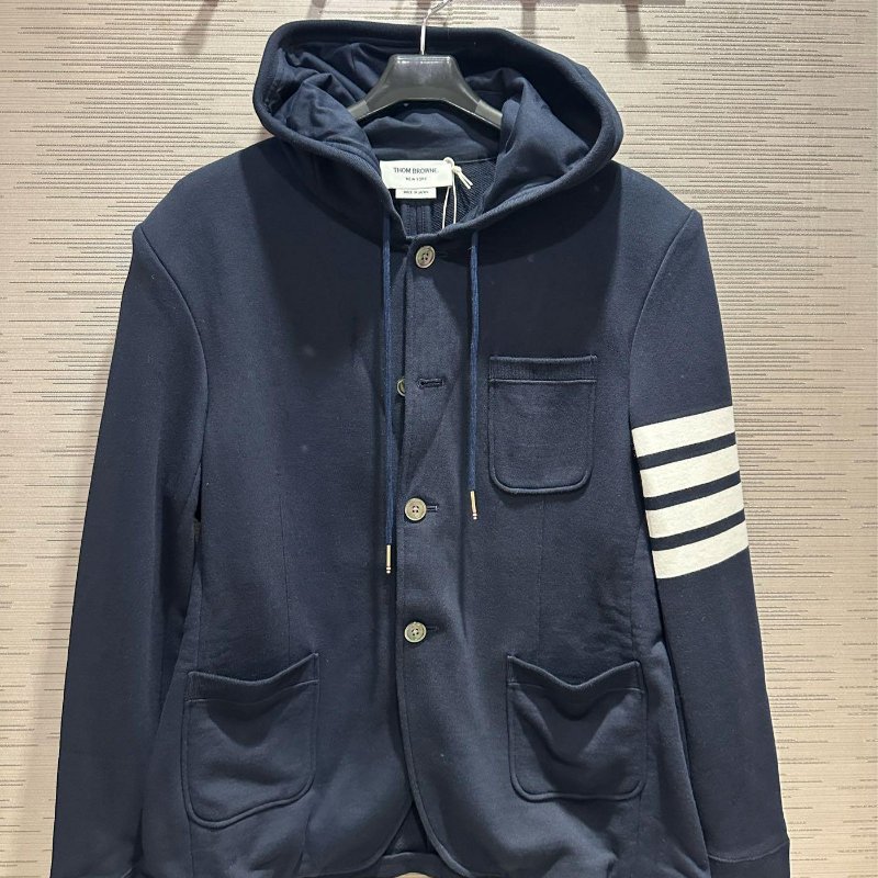 💎Han's house精品服飾💎Thom Browne TB 西裝 連帽 外套 日本製 現貨3原價50700-1