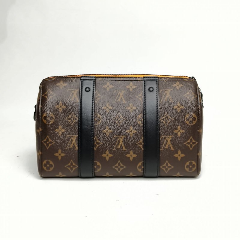 LOUIS VUITTON KEEPALLCity老花PVC2020玩偶系列肩背包-2