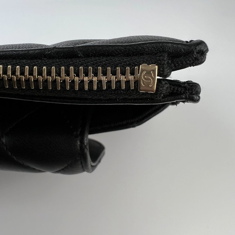 KESH 凱仕國際精品【極致質感】CHANEL 23B WOC 香奈兒 黑色菱格紋羊皮手提鏈條包｜經典雙C金扣｜肩背手提兩用-14