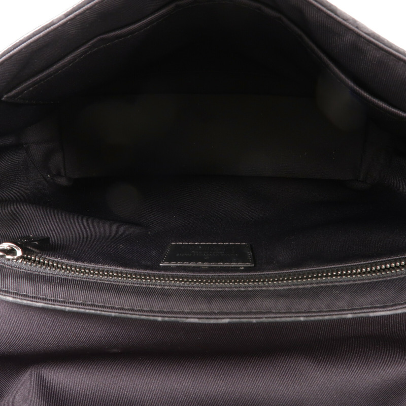 LOUIS VUITTON Monogram Eclipse Voyager PM肩背袋-4