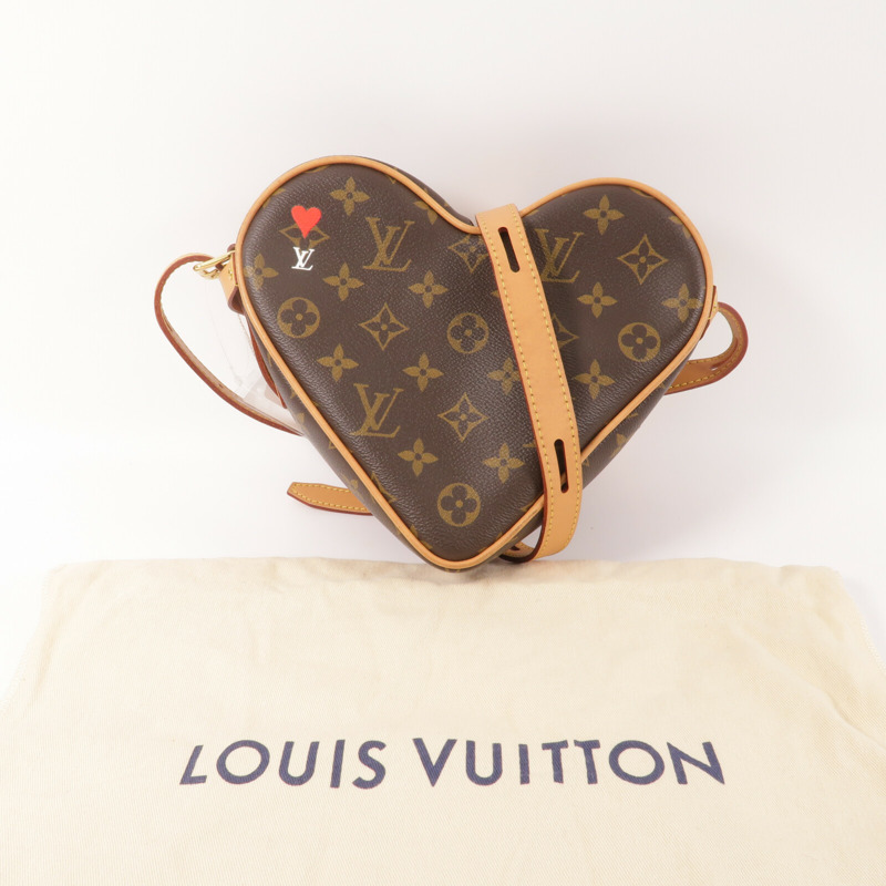 LOUIS VUITTON Monogram Game On Coeur肩背袋-9