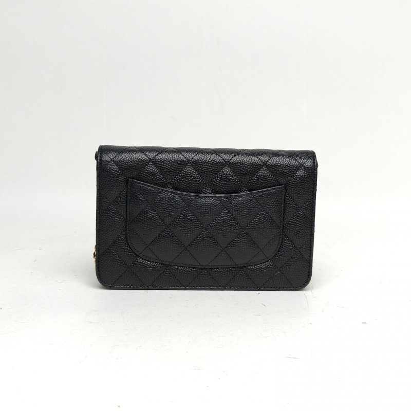 CHANEL CFWOC19黑色荔枝牛皮晶片開金扣肩背包-2