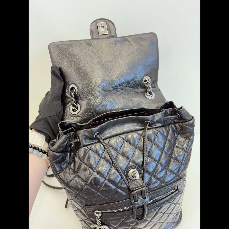 Chanel Chanel Mountain backpack
薩爾茨堡山背包-4