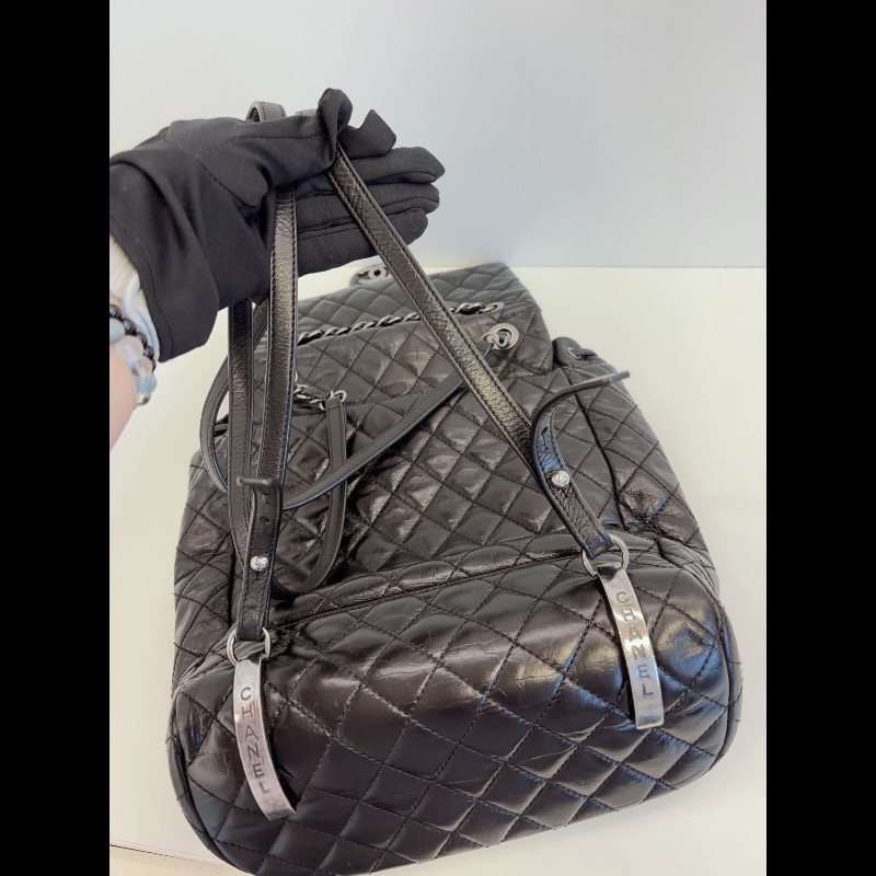 Chanel Chanel Mountain backpack
薩爾茨堡山背包-9