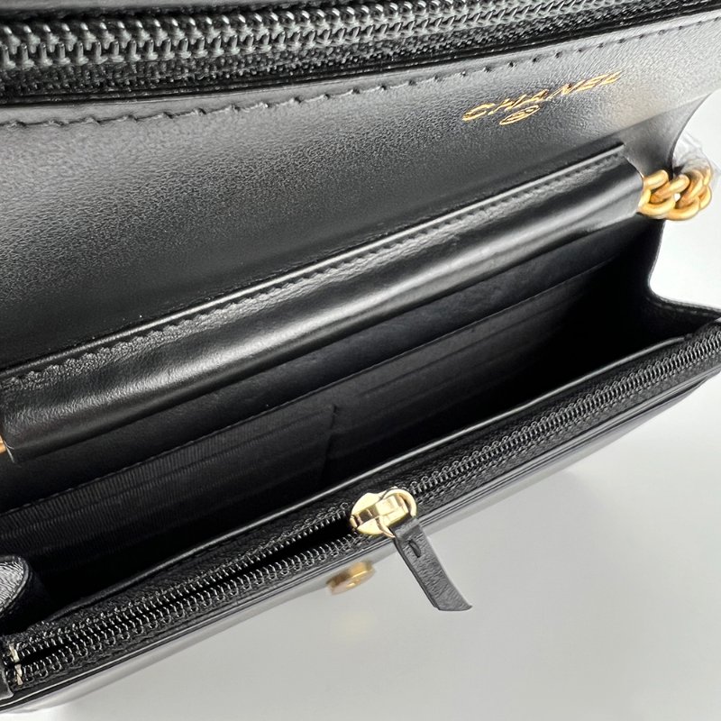 KESH 凱仕國際精品【率性俐落、經典入門】CHANEL BOY CHANEL WOC 黑色魚子醬牛皮鏈帶包｜復古金扣-10