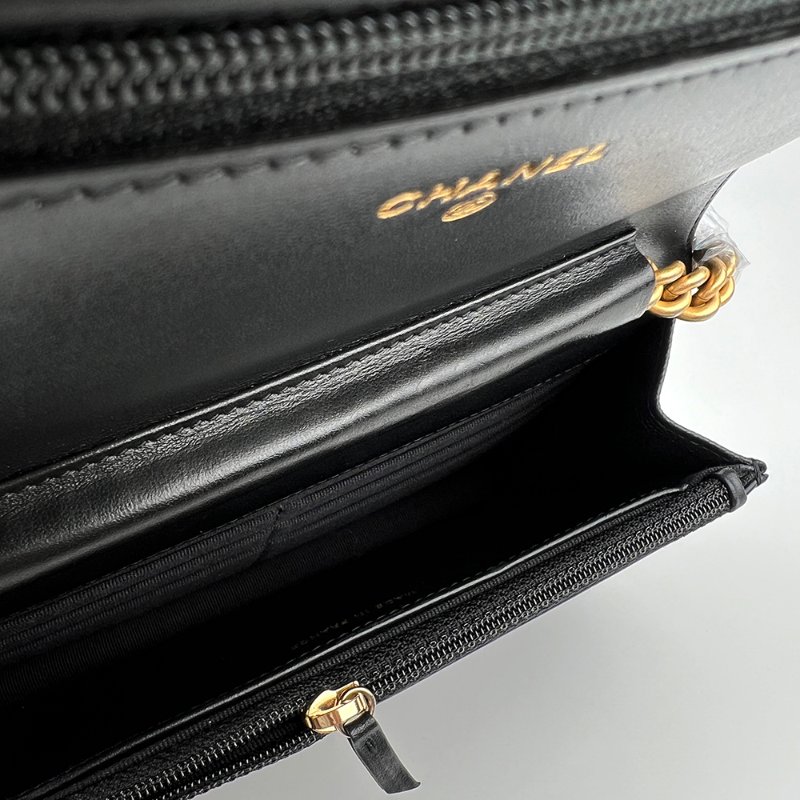 KESH 凱仕國際精品【率性俐落、經典入門】CHANEL BOY CHANEL WOC 黑色魚子醬牛皮鏈帶包｜復古金扣-20