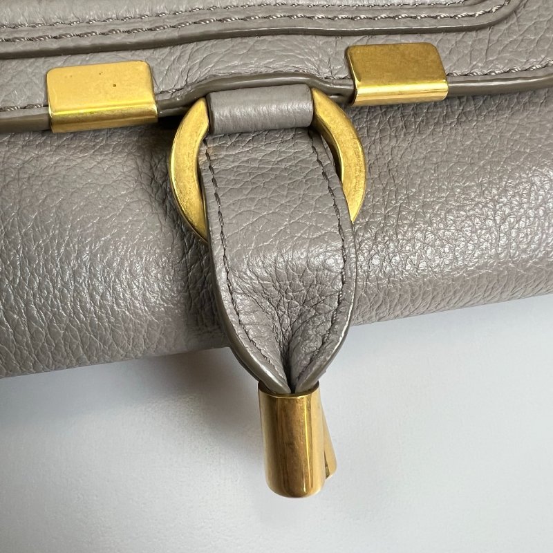 CHLOE 灰皮革對折零錢短夾-11
