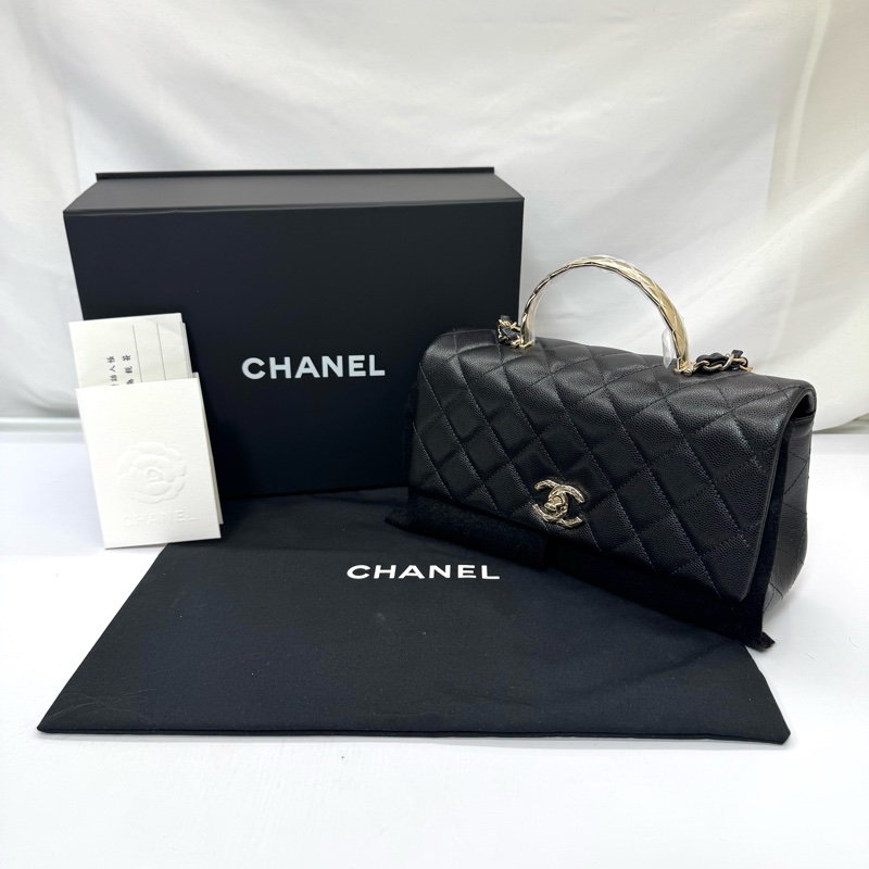 CHANEL Coco Handle 23cm 黑色荔枝皮 金扣 芯片款 AS5555-0