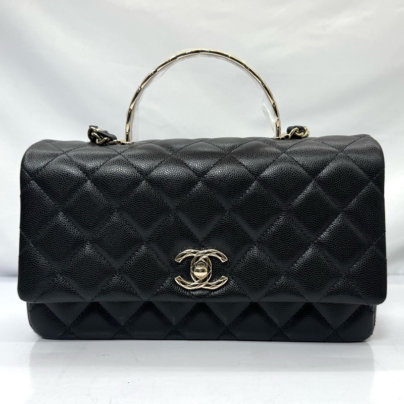 CHANEL Coco Handle 23cm 黑色荔枝皮 金扣 芯片款 AS5555-1
