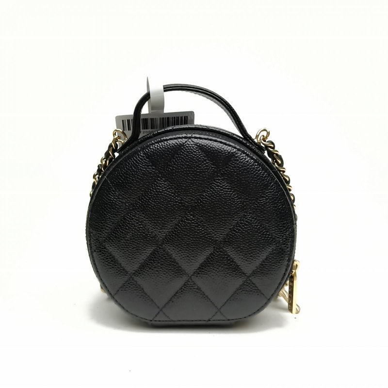 CHANEL CF季節款22早春拉鏈翻蓋圓餅包黑色牛皮31開肩背包-2