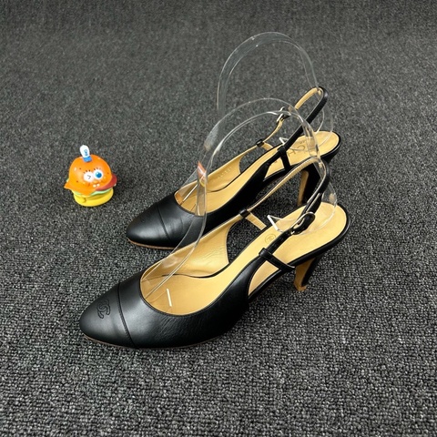 Chanel香奈兒黑色高跟鞋 尺碼：36.5 已貼底🧡