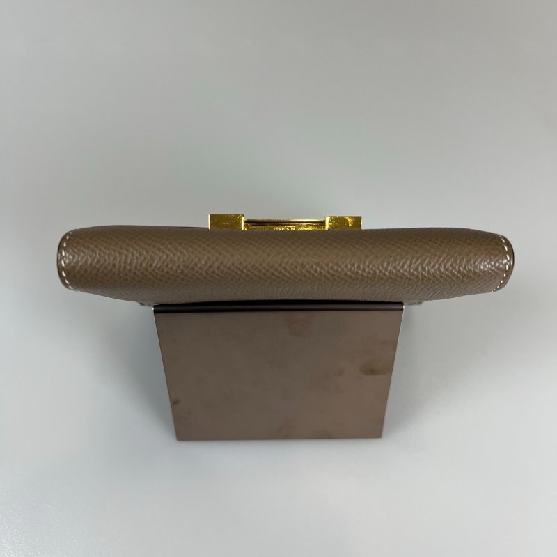 HERMES □V刻大象灰金扣康康短夾-4