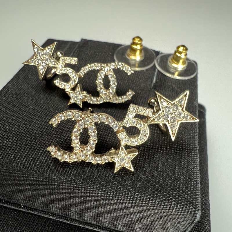 CHANEL  淡金5號水鑽耳環-4